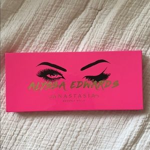 Anastasia Beverly Hills X Alyssa Edwards Palette